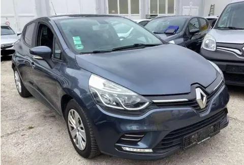 Used RENAULT CLIO Petrol 2017 Ad 