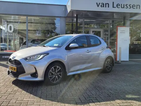 Used TOYOTA YARIS Hybrid 2020 Ad 