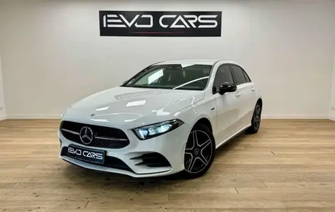 Used MERCEDES-BENZ CLASSE GLA Hybrid 2021 Ad 