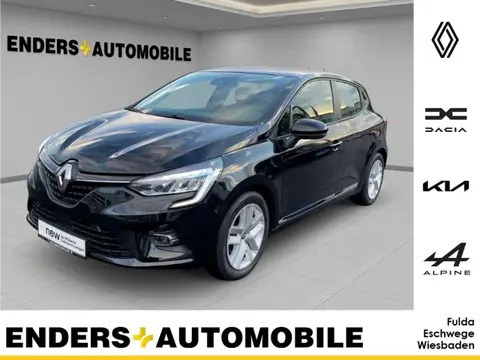 Used RENAULT CLIO Hybrid 2021 Ad 