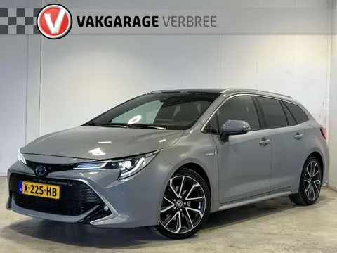 Used TOYOTA COROLLA Hybrid 2021 Ad 