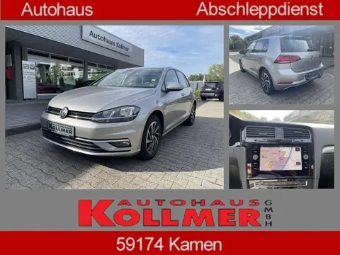 Used VOLKSWAGEN GOLF Petrol 2018 Ad 