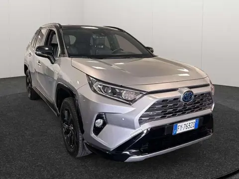 Used TOYOTA RAV4 Hybrid 2019 Ad 