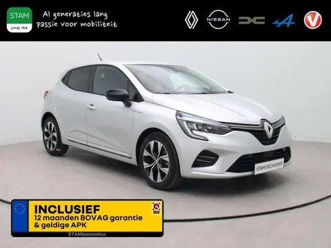 Annonce RENAULT CLIO Essence 2023 d'occasion 