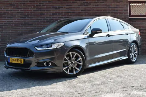 Annonce FORD MONDEO Essence 2017 d'occasion 