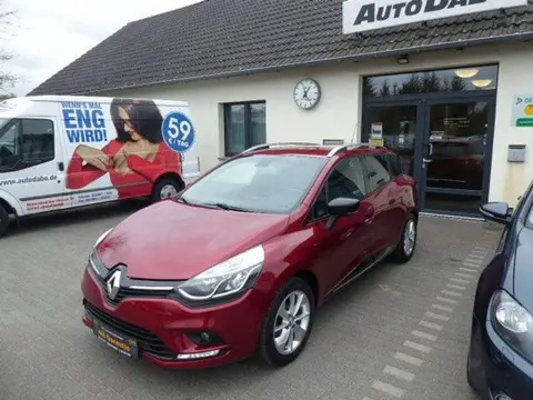 Used RENAULT CLIO Petrol 2017 Ad 