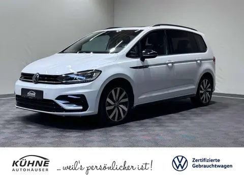 Used VOLKSWAGEN TOURAN Petrol 2022 Ad 