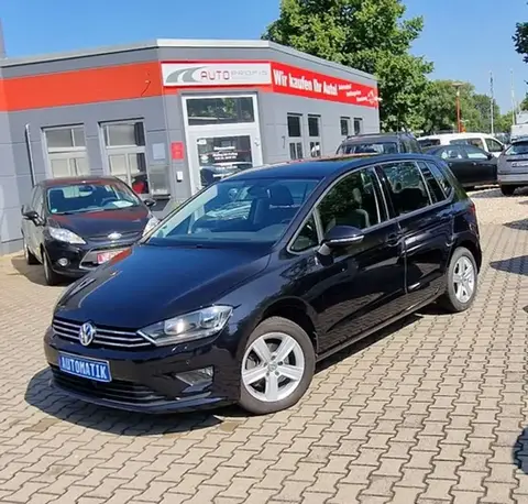 Used VOLKSWAGEN GOLF Petrol 2015 Ad 