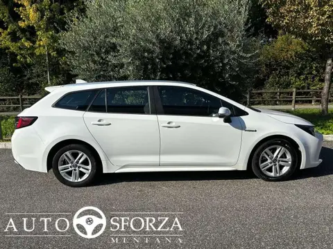 Used TOYOTA COROLLA Hybrid 2020 Ad 