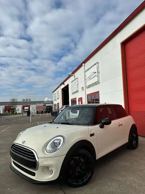 Used MINI COOPER Petrol 2016 Ad Belgium