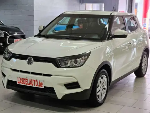 Annonce SSANGYONG TIVOLI Essence 2016 d'occasion 