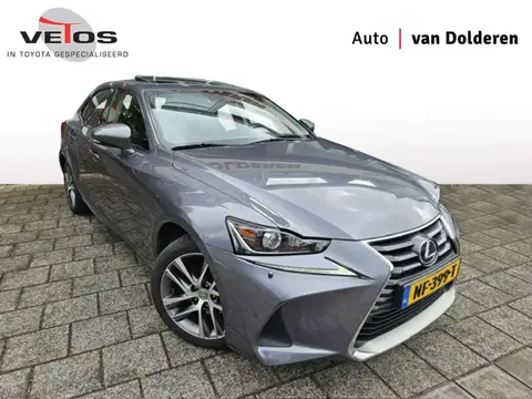 Annonce LEXUS IS Hybride 2017 d'occasion 