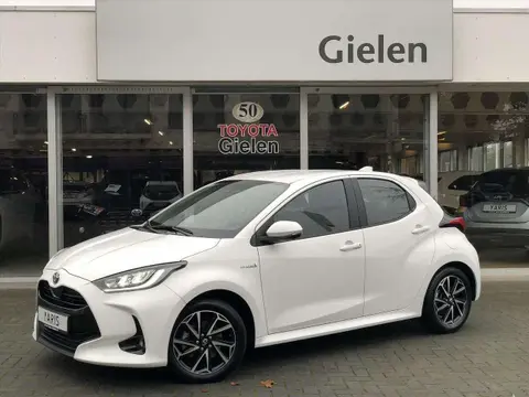 Used TOYOTA YARIS Hybrid 2021 Ad 