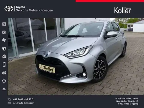 Used TOYOTA YARIS Hybrid 2023 Ad Germany