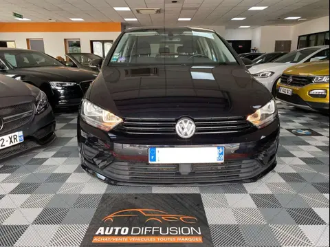 Used VOLKSWAGEN GOLF Petrol 2015 Ad 