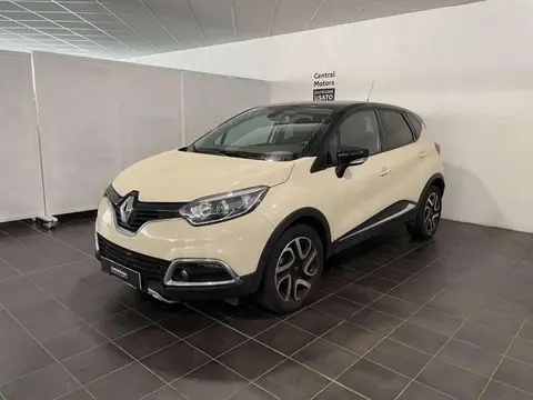 Used RENAULT CAPTUR Petrol 2016 Ad 