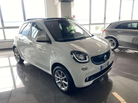 Annonce SMART FORFOUR Essence 2018 d'occasion 