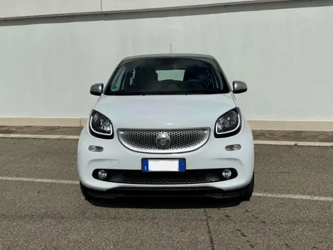 Annonce SMART FORFOUR Essence 2018 d'occasion 