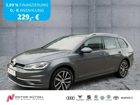 Used VOLKSWAGEN GOLF Petrol 2018 Ad 