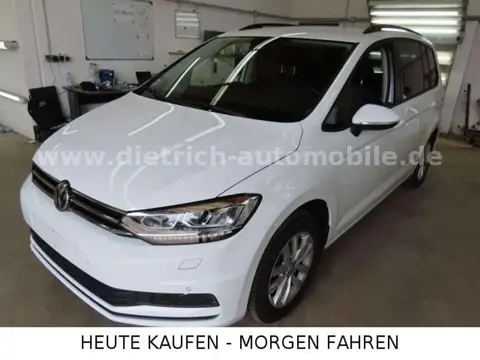 Annonce VOLKSWAGEN TOURAN Essence 2019 d'occasion 