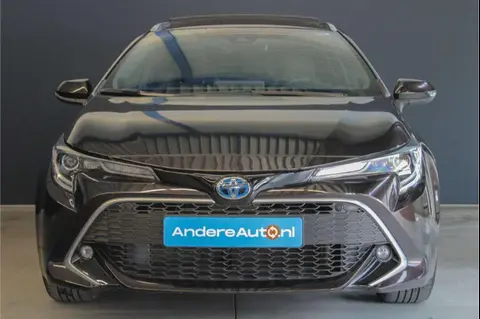 Used TOYOTA COROLLA Hybrid 2019 Ad 