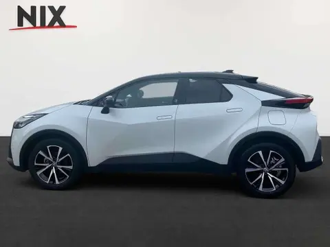 Used TOYOTA C-HR Hybrid 2024 Ad 