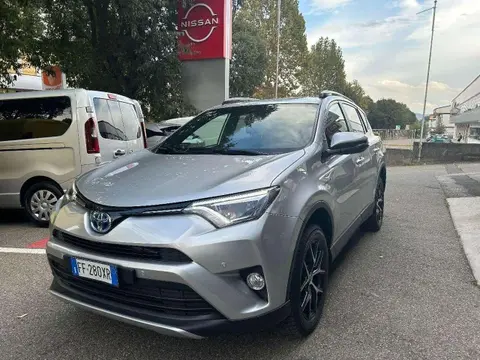 Used TOYOTA RAV4 Hybrid 2016 Ad 