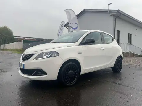 Used LANCIA YPSILON Hybrid 2022 Ad 