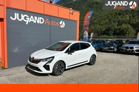 Annonce RENAULT CLIO Essence 2024 d'occasion 