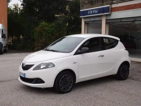 Used LANCIA YPSILON Hybrid 2022 Ad 