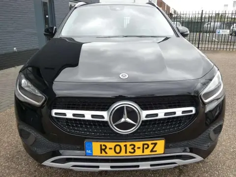 Used MERCEDES-BENZ CLASSE GLA Petrol 2021 Ad 