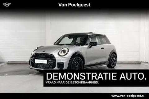 Used MINI COOPER Petrol 2024 Ad 