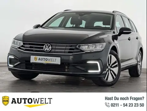 Used VOLKSWAGEN PASSAT Hybrid 2021 Ad 