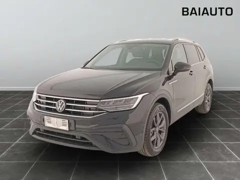 Used VOLKSWAGEN TIGUAN Diesel 2024 Ad 