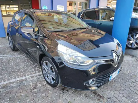 Annonce RENAULT CLIO Essence 2015 d'occasion 