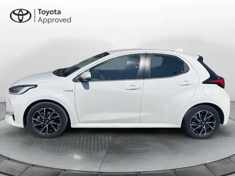 Used TOYOTA YARIS Hybrid 2021 Ad 