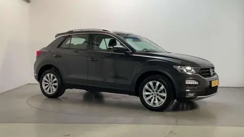 Used VOLKSWAGEN T-ROC Petrol 2020 Ad 