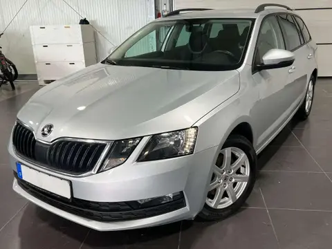 Used SKODA OCTAVIA Petrol 2019 Ad 