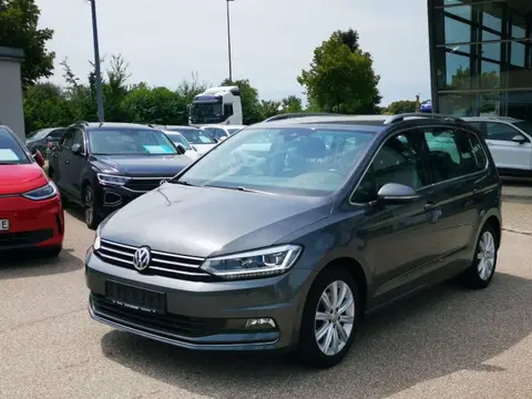 Used VOLKSWAGEN TOURAN Petrol 2018 Ad 