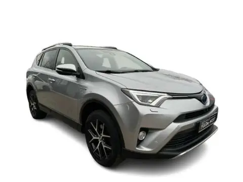 Used TOYOTA RAV4 Hybrid 2018 Ad 