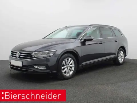 Used VOLKSWAGEN PASSAT Petrol 2019 Ad 