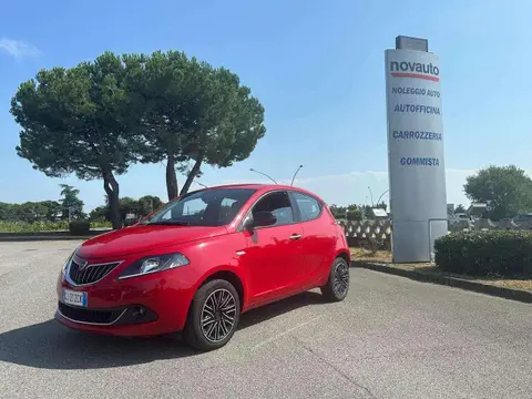 Used LANCIA YPSILON Hybrid 2022 Ad 