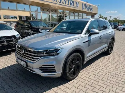 Used VOLKSWAGEN TOUAREG Hybrid 2020 Ad 