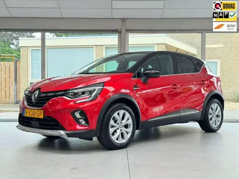 Used RENAULT CAPTUR Hybrid 2022 Ad 