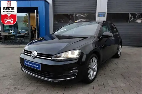 Used VOLKSWAGEN GOLF Petrol 2015 Ad 