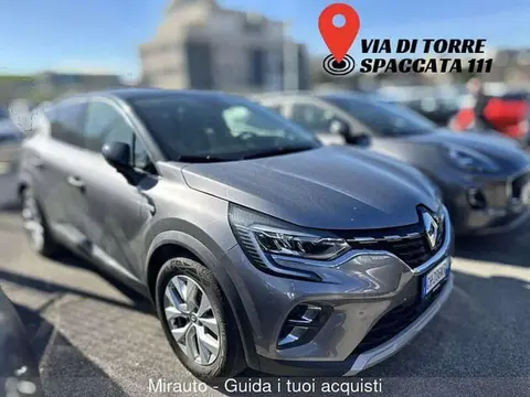 Used RENAULT CAPTUR Hybrid 2021 Ad 