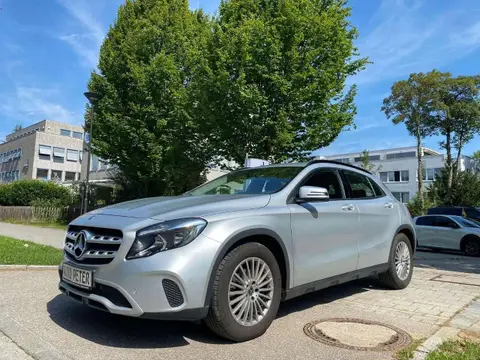 Used MERCEDES-BENZ CLASSE GLA Petrol 2019 Ad 