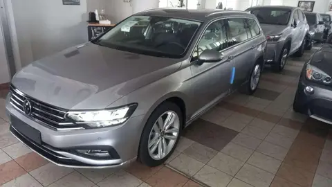 Used VOLKSWAGEN PASSAT Petrol 2024 Ad 