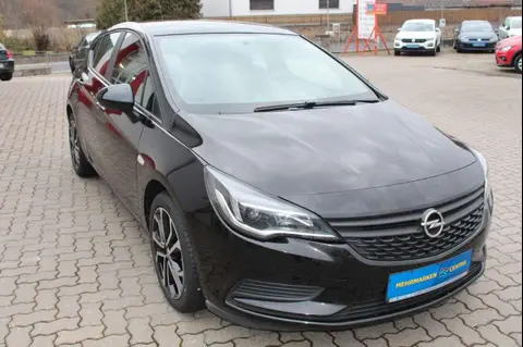 Annonce OPEL ASTRA Essence 2017 d'occasion Allemagne