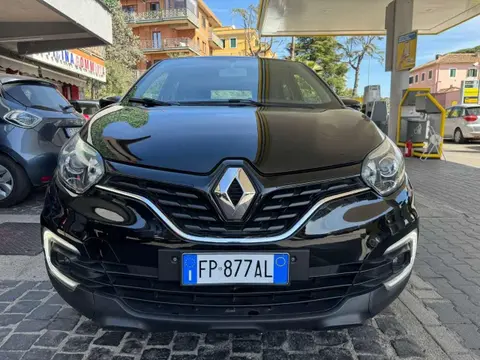 Used RENAULT CAPTUR Diesel 2018 Ad 